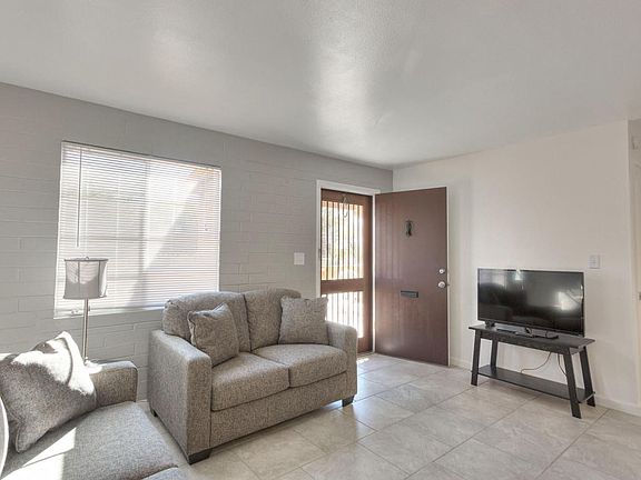 5th image of 424 S Paseo Aguila