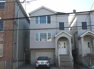 1030 E Grand St, Elizabeth, NJ 07201