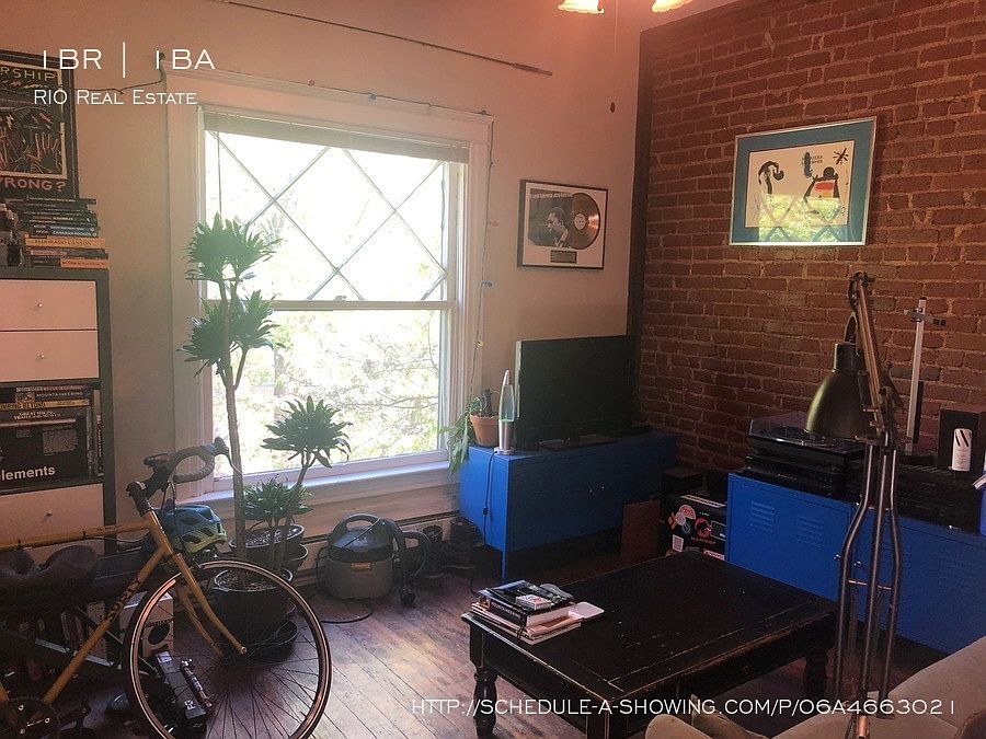 1st image of 1010 E 10th Ave APT 2