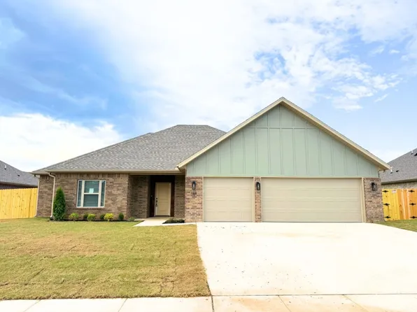 159 N Banner Ave, Farmington, AR 72730