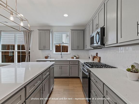 5th image of 3456 Vista Highlands Ln