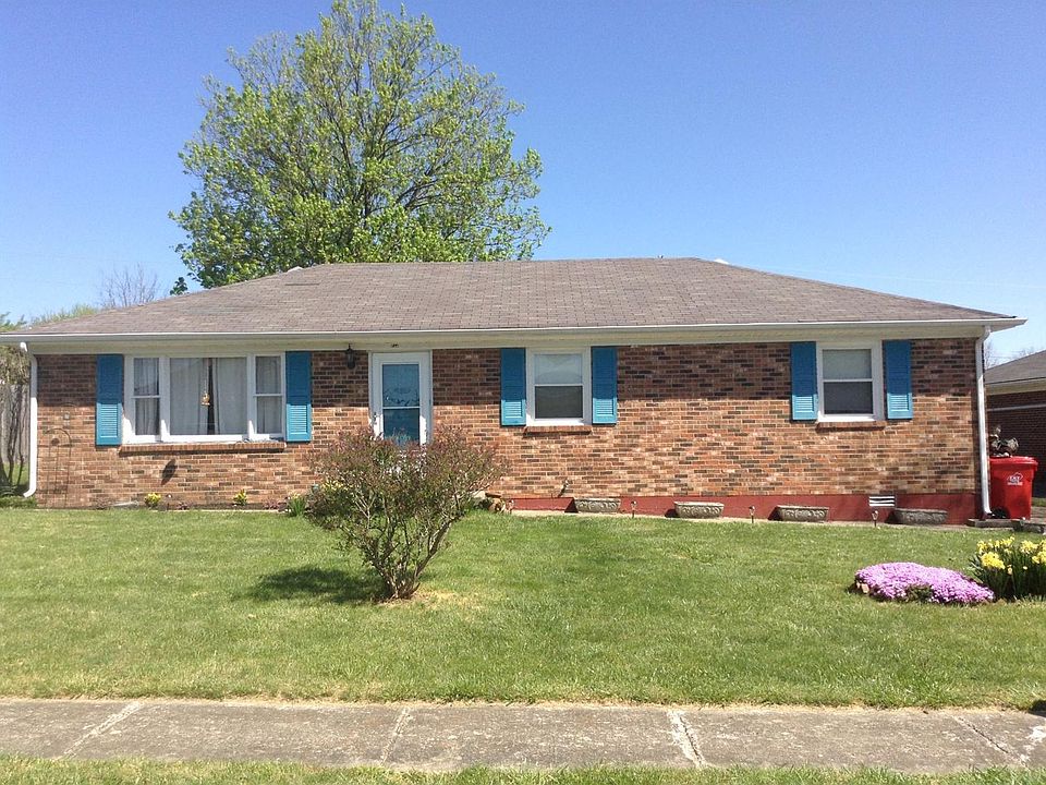 1st image of 110 Woodlawn Ct