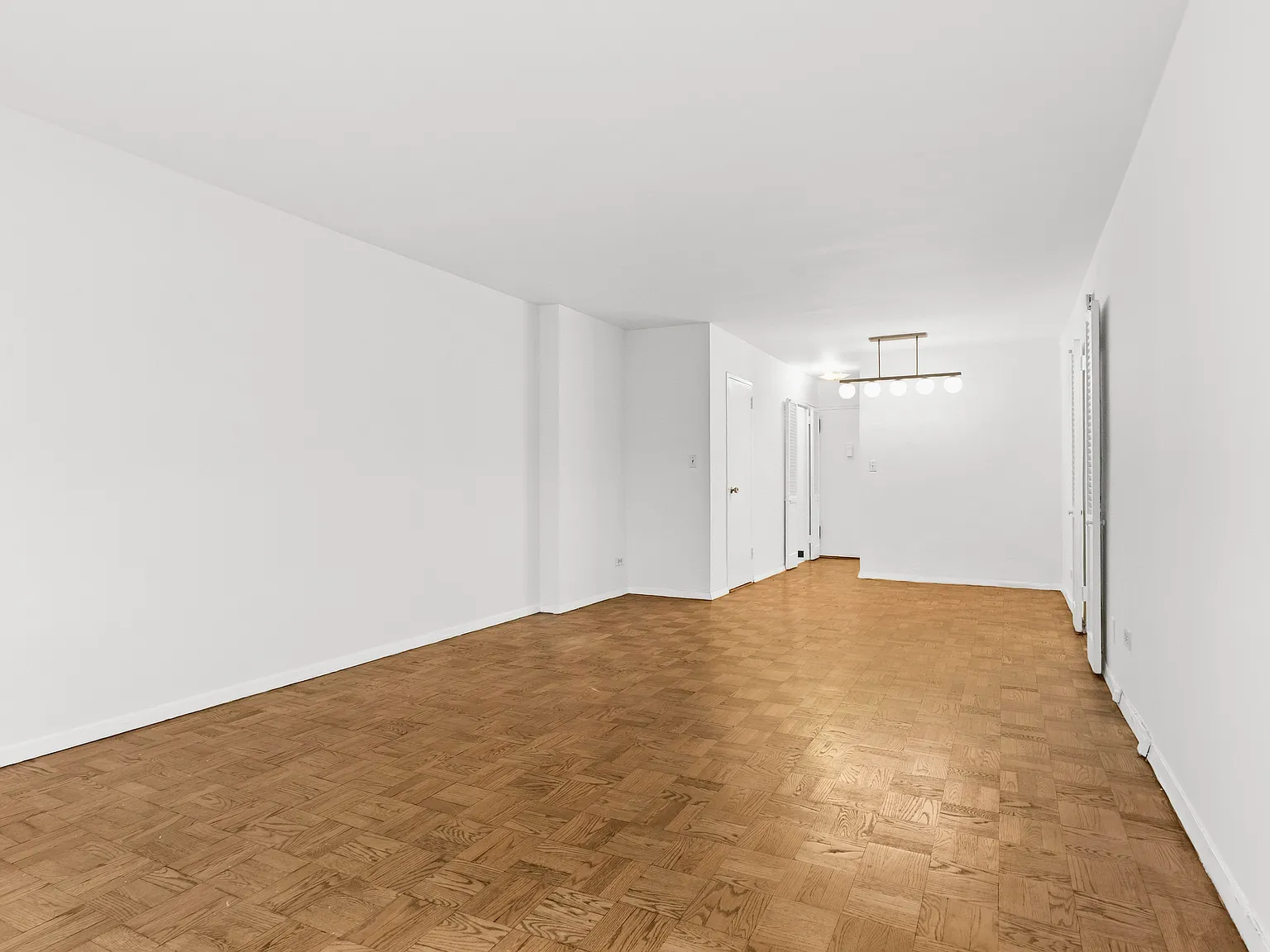 330 East 49th Street — Photo 2