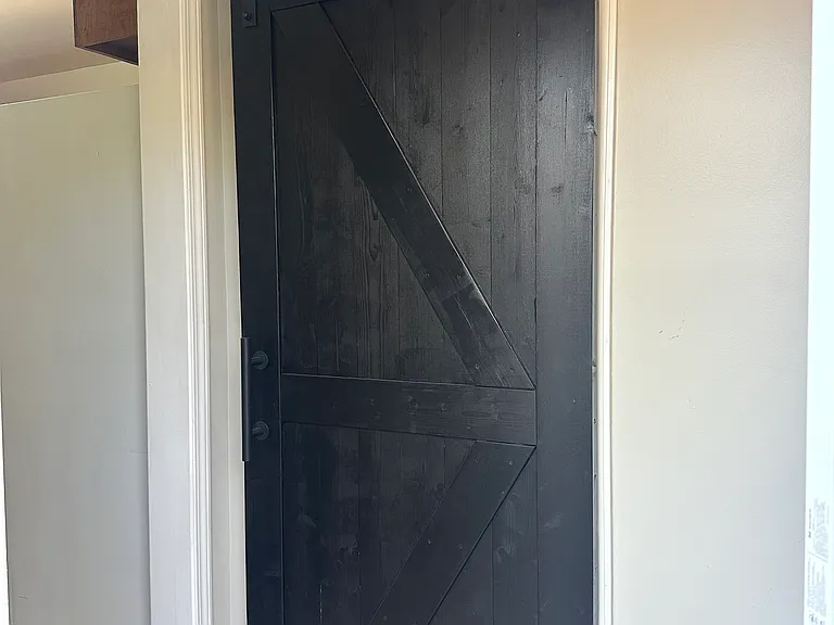 1838 Shade Ave — Photo 4