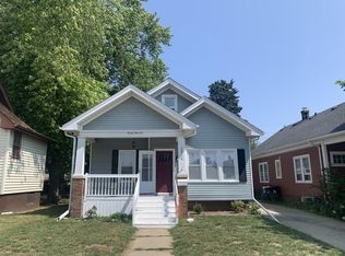 2910 Mitchell St, Racine, WI 53403