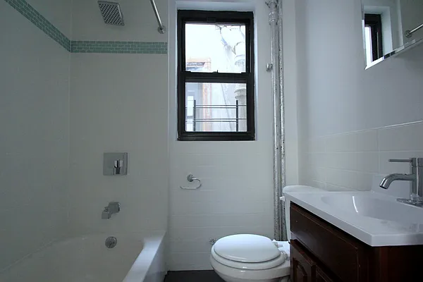 Rented by Bohemia Realty Group | media 28