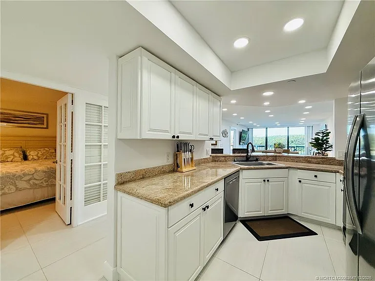 8800 S Ocean Dr #102 — Photo 8
