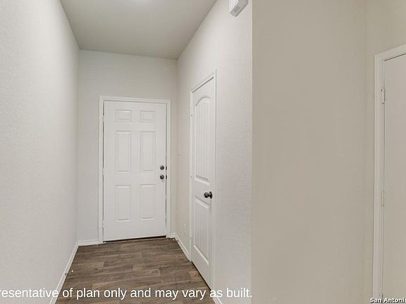 4th image of 4646 Christopher Street