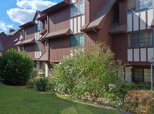217 Bridge St APT E6, Stamford, CT 06905