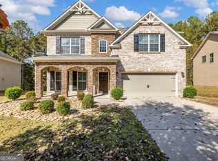 1237 Clear Stream Rdg, Auburn, GA 30011