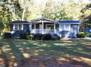 5179 Donald Dr, Loganville, GA 30052