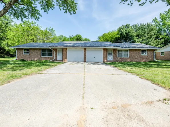 6834 E Napier Ave, Benton Harbor, MI 49022