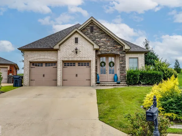 1018 Villa Dr, Jonesboro, AR 72405