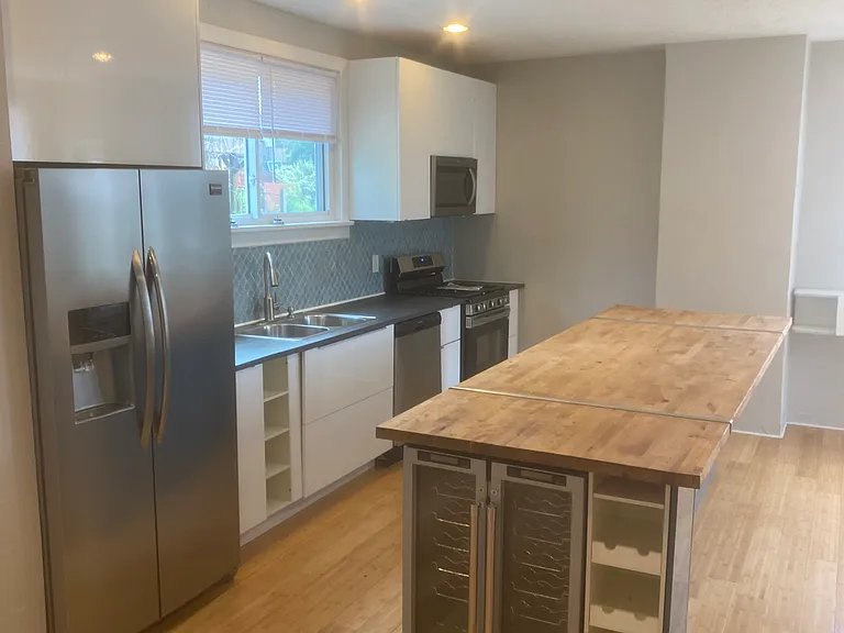 211 Sterling St — Photo 3