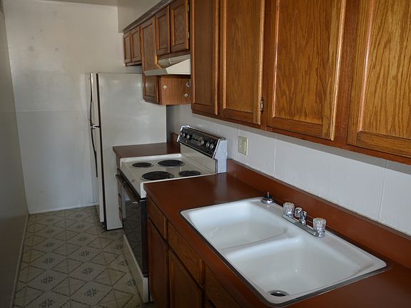 4th image of 301 W Helen St APT 107