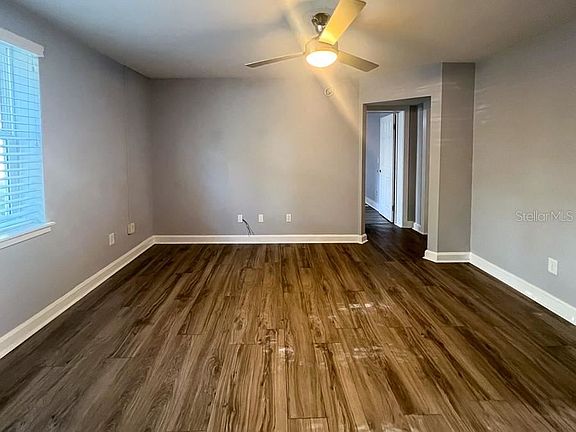 3rd image of 204 NW 18th St APT 1
