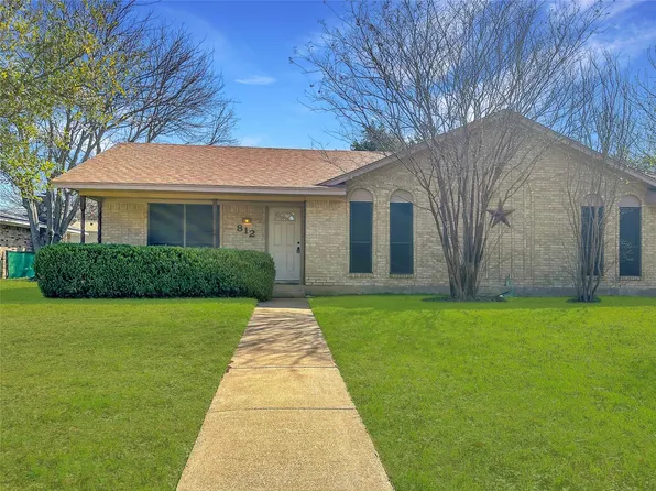 812 Monique Pl, Cedar Hill, TX 75104