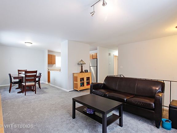 2nd image of 427 Navajo Ct