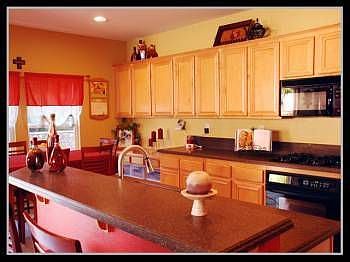 3rd image of 172 Willow Grove Pl