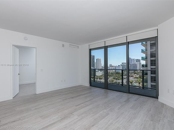 5th image of 121 NE 34th St #1401S