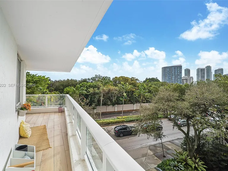 4250 Biscayne Blvd #301 — Photo 7