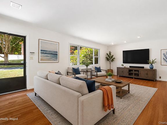 2nd image of 5 Hemlock Road