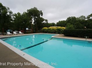2301 Victoria Dr APT 301, Kansas City, KS 66106
