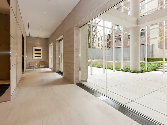Rented by Sotheby's International Realty | media 14