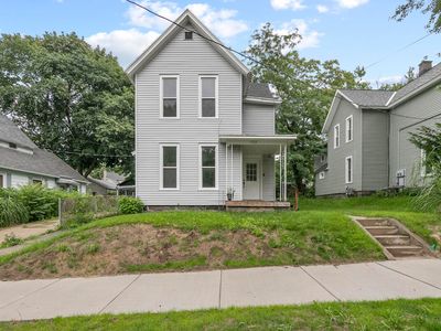 1522 Forrest Ave NE, Grand Rapids, MI, 49505