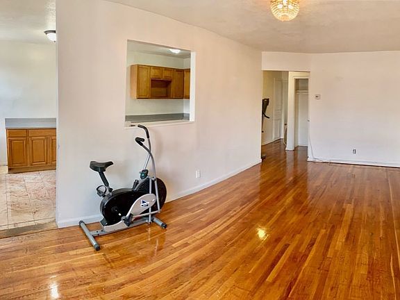 4th image of 1429 E 100th St #2