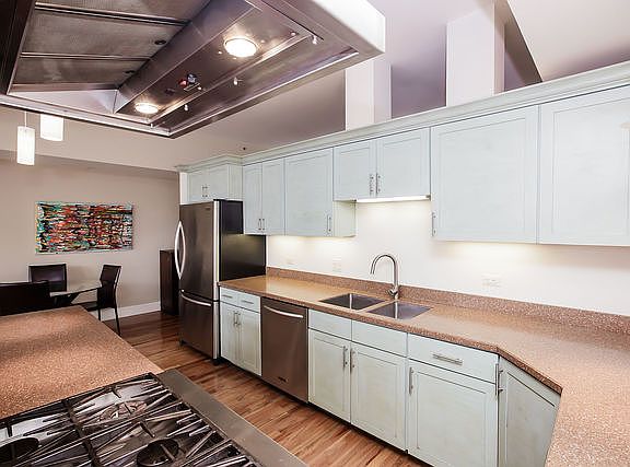 3rd image of 165 N Canal St APT 601