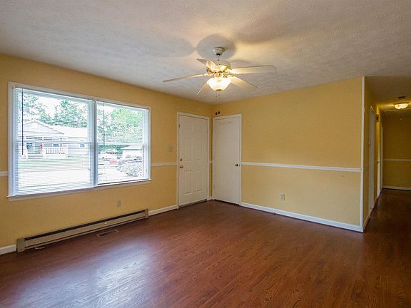 5th image of 205 Chrisman Ln