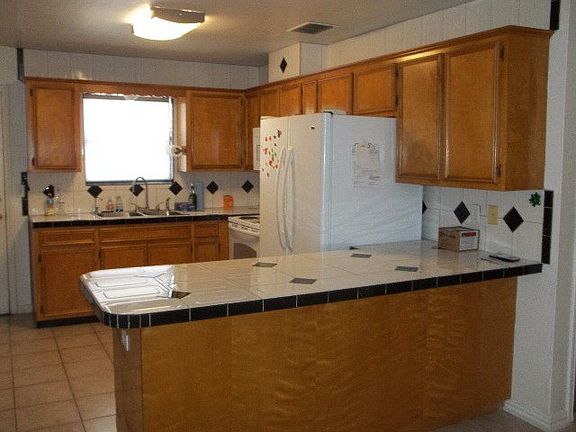 3rd image of 1921 Mynah Ave