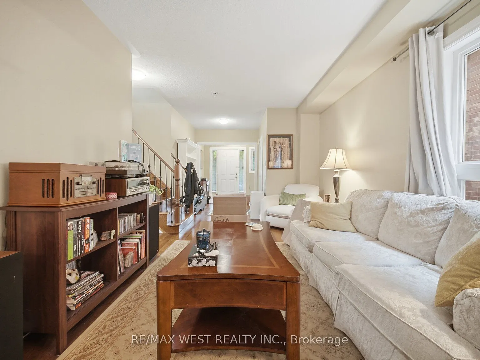 3 bed, $3,400 — Photo 3