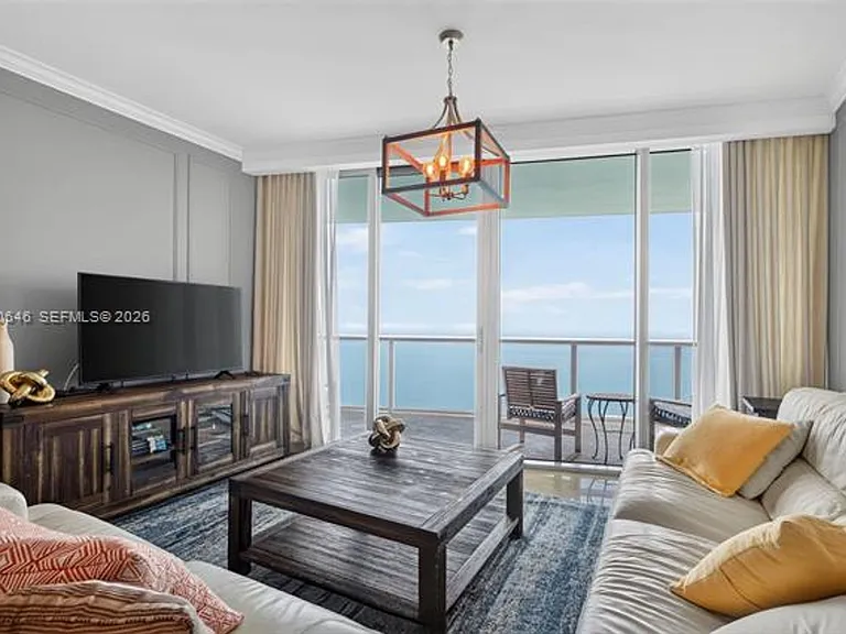 17001 Collins Ave #CU-3402 — Photo 3