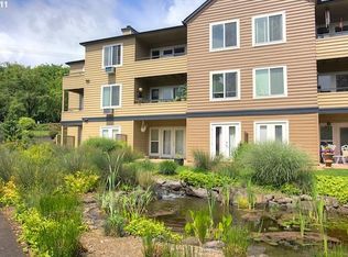 4980 SW Landing Dr APT 203, Portland, OR 97239