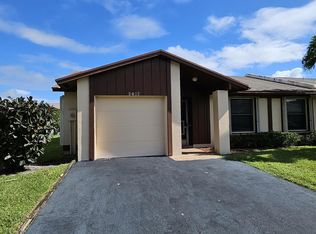 5407 Viburnum Cir, Delray Beach, FL 33484