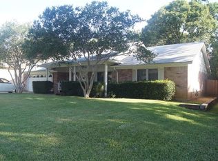 5607 Ridge Dr, Arlington, TX 76016