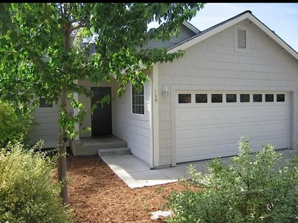 119 Fairway Village Ct, Murphys, CA 95247