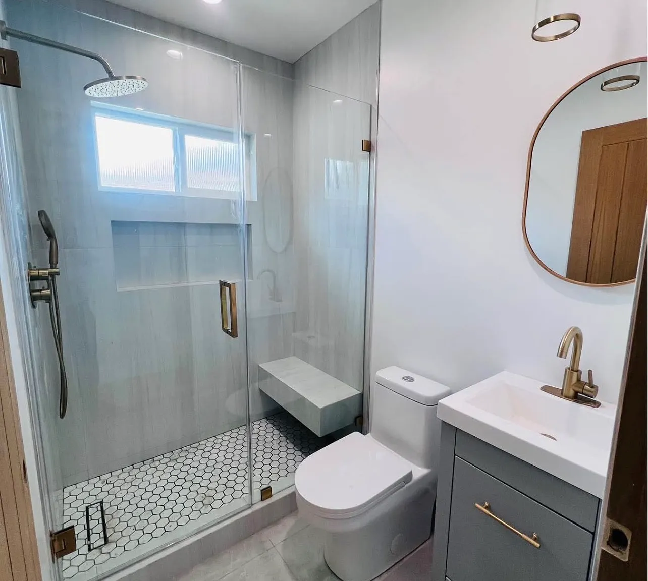 1 bed, 350 sqft, $2,350 — Photo 3