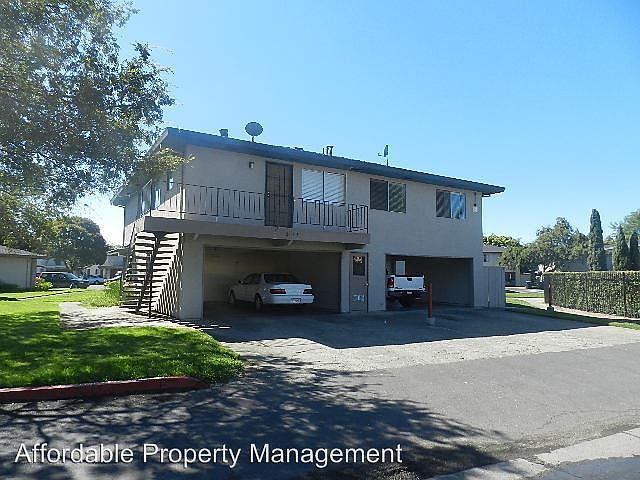 1st image of 2135 Swan Ct