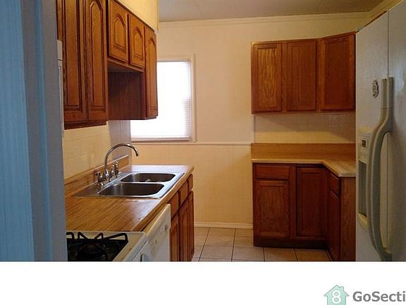 3rd image of 8889 Ramona Ave