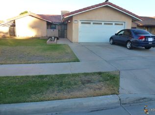 2025 Woodside Dr, El Centro, CA 92243