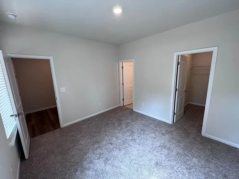 11051 Lawyers Rd — Photo 32