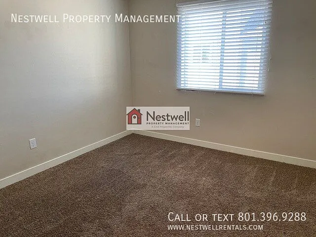 284 N 725 E — Photo 7