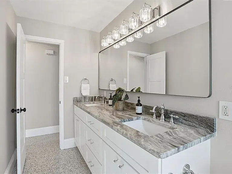 510 115th Ave — Photo 30