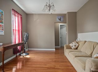 619 N Lincoln Ave APT 2, Aurora, IL 60505