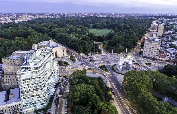 Rented by Compass | media 16