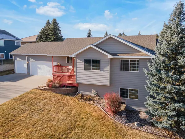 4048 Valley West Dr, Rapid City, SD 57702