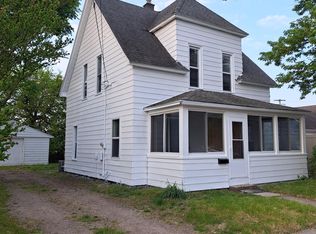 1534 Godfrey Ave SW, Wyoming, MI 49509